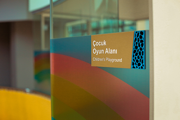 acrylic door hospital sign	