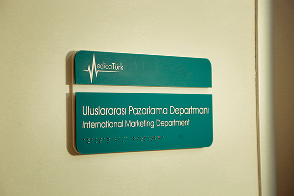 Acrylic Door Signage, Hospital Name Tag, Door Name Tag - Panel