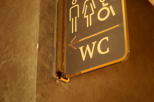 acrylic hotel blade pictogram sign