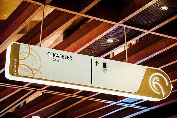 aluminum illuminated suspended directional sign	