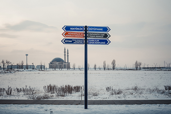 Fingerpost Signage - Directional Signage - Exterior Wayfinding