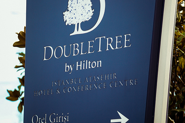 Hilton Vendor Turkey - Hilton Signage - Hilton Exterior Wayfinding