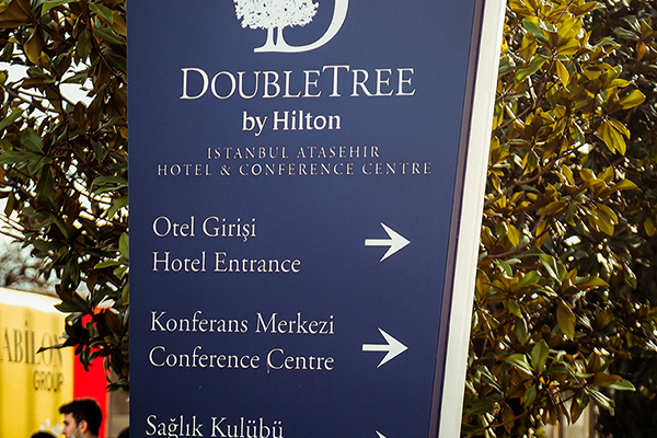 Işıklı Alüminyum Totem Tabela, Otel Totem Tabelası, Hilton Doubletree