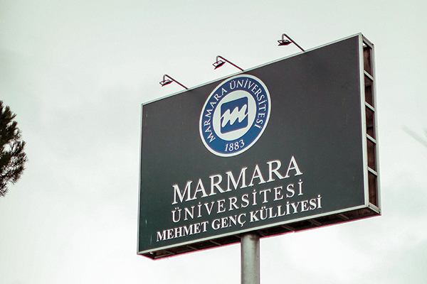 Işıklı Alüminyum Totem Tabela, Üniversite Yönlendirme Tabelası, Marmara Üniversitesi