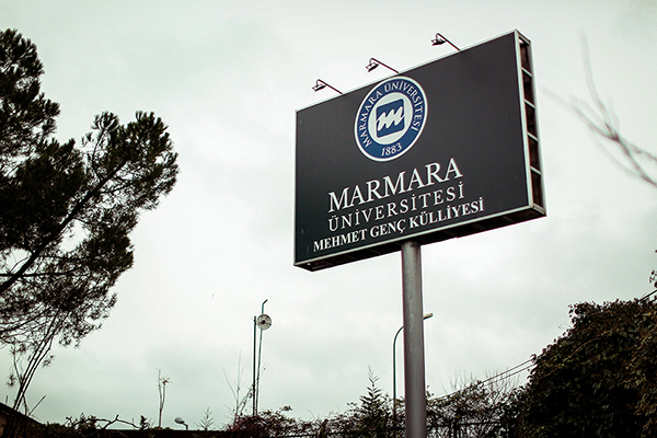 Işıklı Alüminyum Totem Tabela, Üniversite Yönlendirme Tabelası, Marmara Üniversitesi