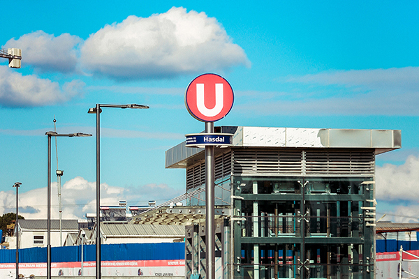 Işıklı Paslanmaz Yönlendirme Totem Tabela, Metro İstasyon Totem Tabela, Yeni Havalimanı Metro