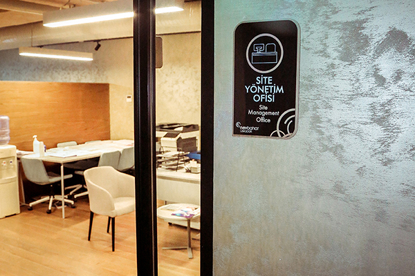 mall acrylic door signage